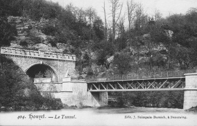 HOUYET LE TUNNEL.jpg